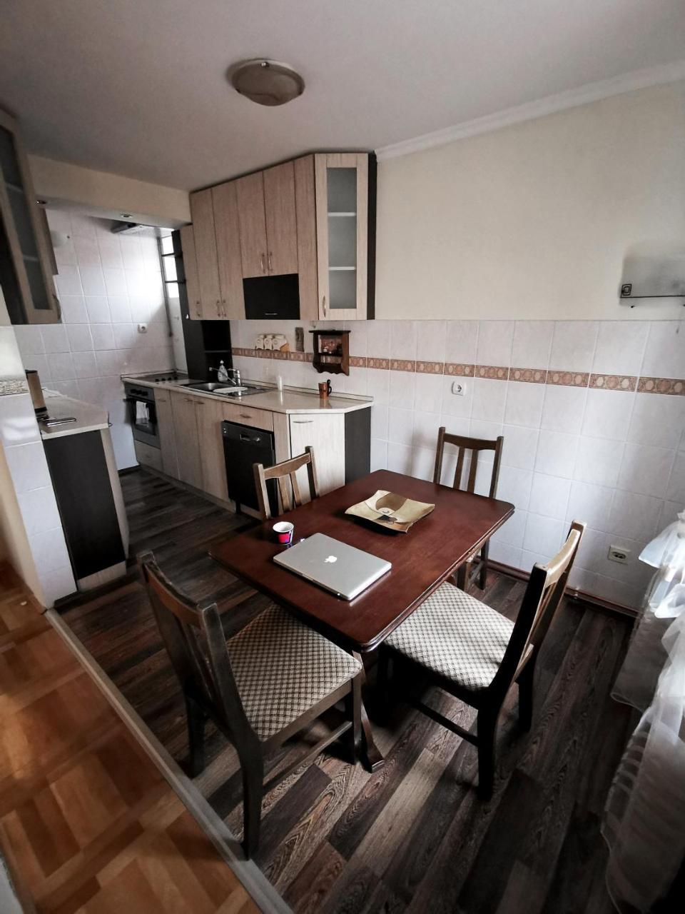 Apartman White Belgrado Esterno foto