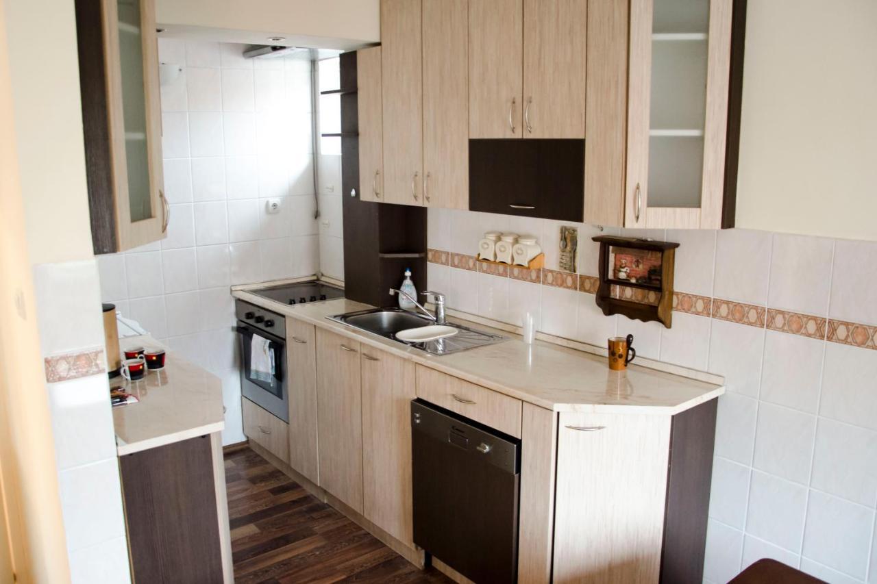 Apartman White Belgrado Esterno foto