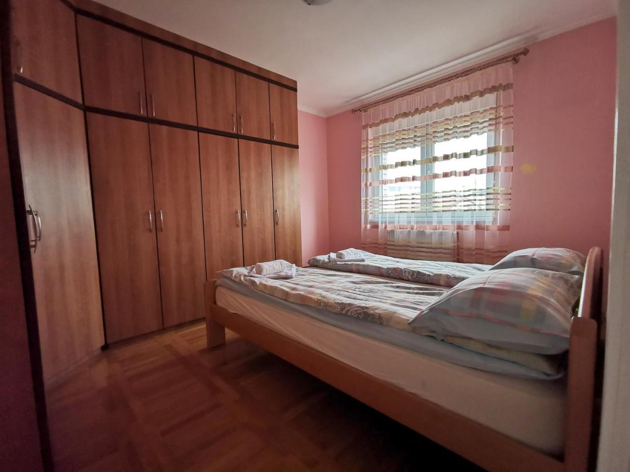 Apartman White Belgrado Esterno foto